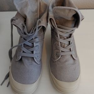 PLDM grey canvas hightop